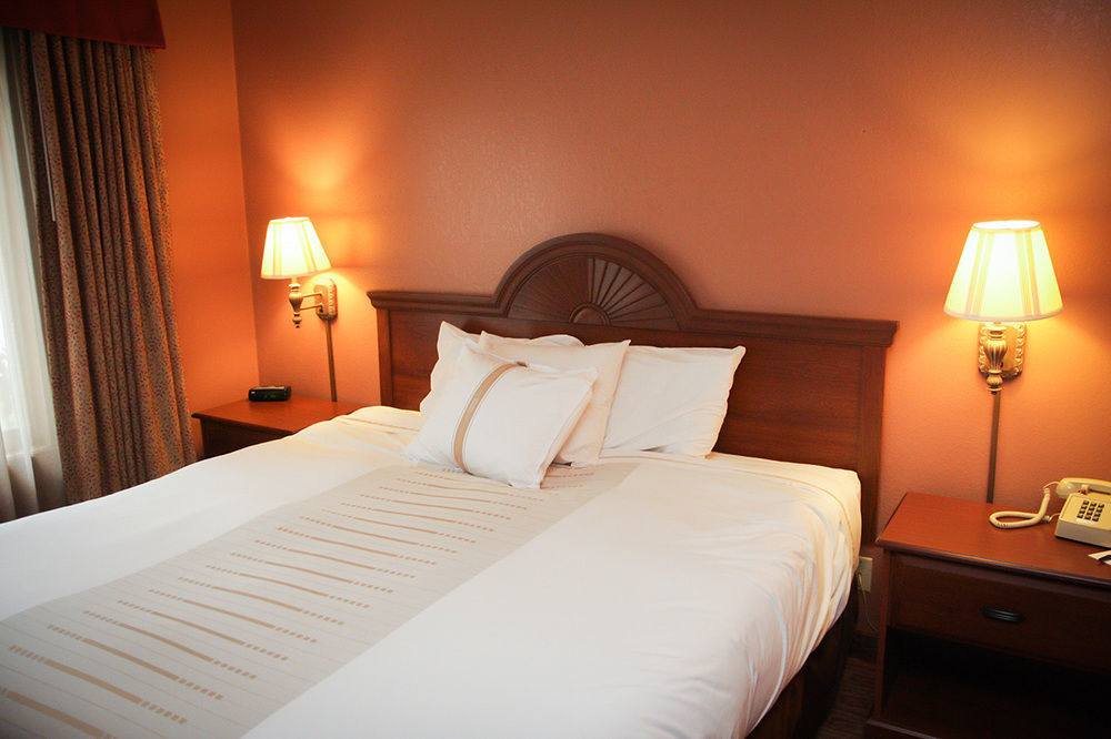 Norland Inn & Suites Roseau Zewnętrze zdjęcie